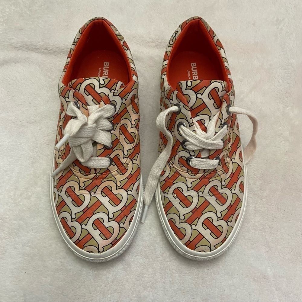 Burberry White & Orange Monogram Print Sneakers new B logo - Picture 2 of 8